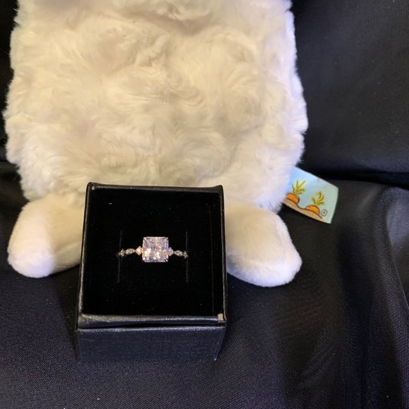 Silver Tone Square Clear Stone Ring with Smaller Stones Size 7 3/4 - Picture 3 of 11